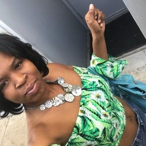 Meet your Posher, Ciara